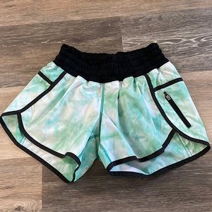 Lululemon Tracker short